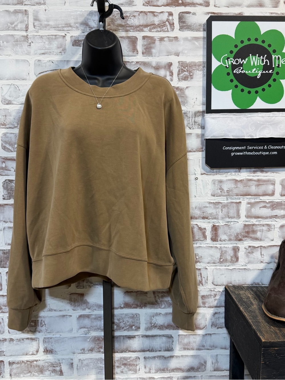 lululemon athletica Olive/Tan Relaxed Crewneck Sweatshirt - Women